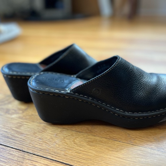 Born Leather Clogs - Picture 3 of 12
